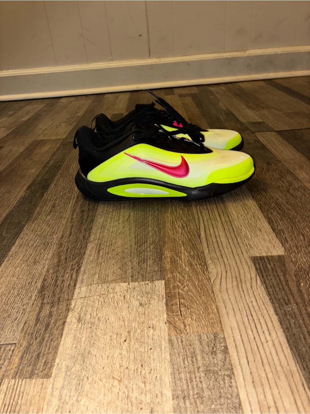 Nike Kids Yellow and Pink Low-Top Sneakers
